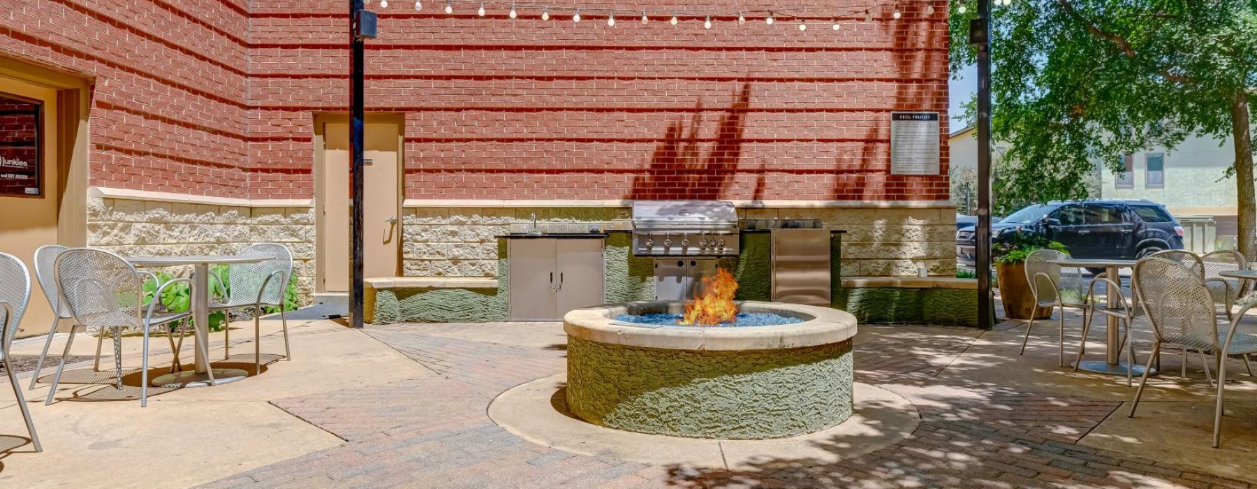 a fountain in a courtyard